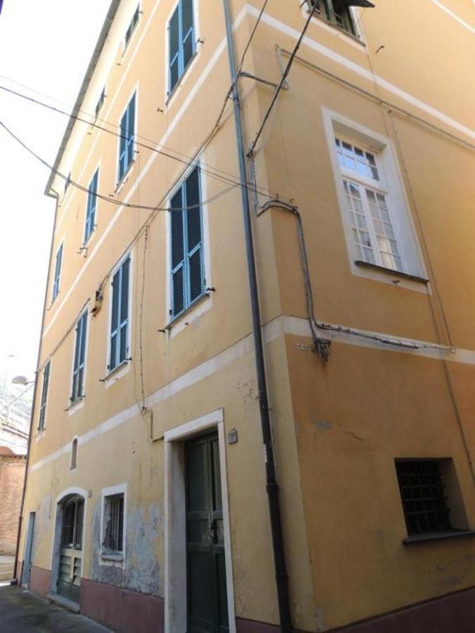 Bilocale Centro Storico - Via Sant' Erasmo Apartment Bonassola Ngoại thất bức ảnh